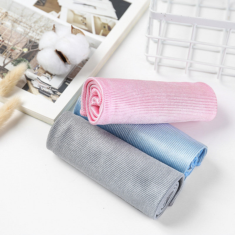 Microfiber glass cleaning cloth